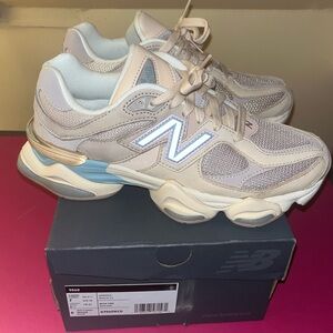 New Balance 9060 Ivory Size 7